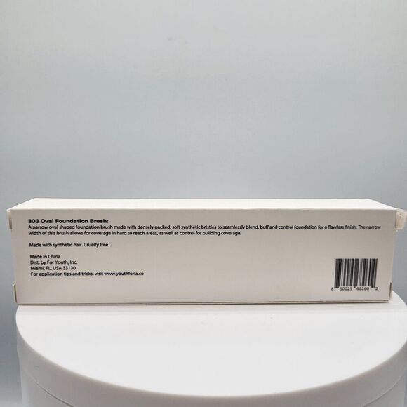 Youthforia 303 Oval Foundation Brush - NIB - Picture 4 of 5